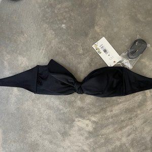 NWT! Chelsea & Violet Front Tie Bikini Top